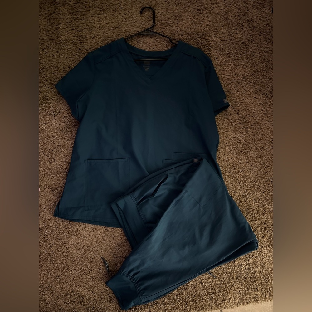 Scrubs